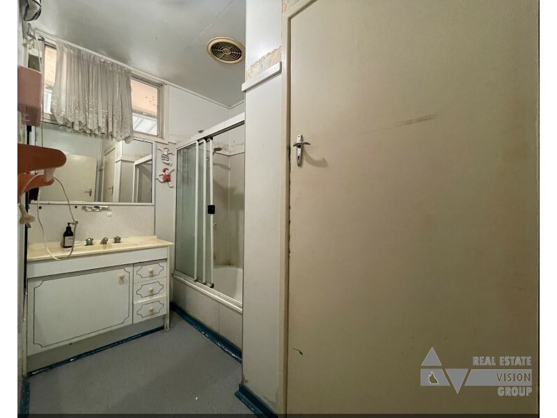 58 Littlefield St, Blackwater QLD 4717