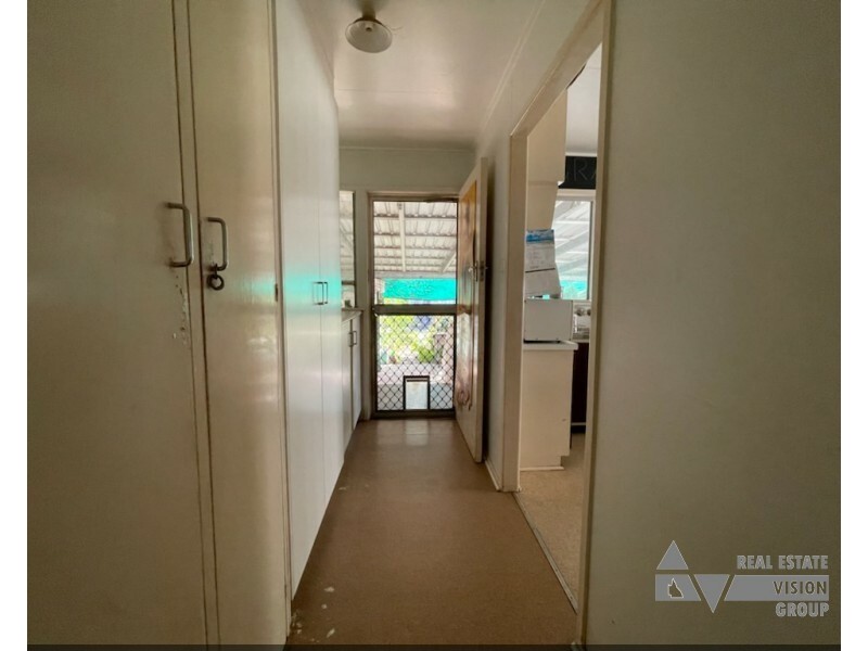 58 Littlefield St, Blackwater QLD 4717