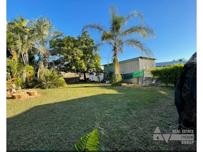 58 Littlefield St, Blackwater QLD 4717