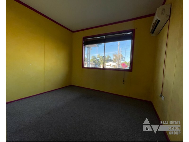 58 Littlefield St, Blackwater QLD 4717