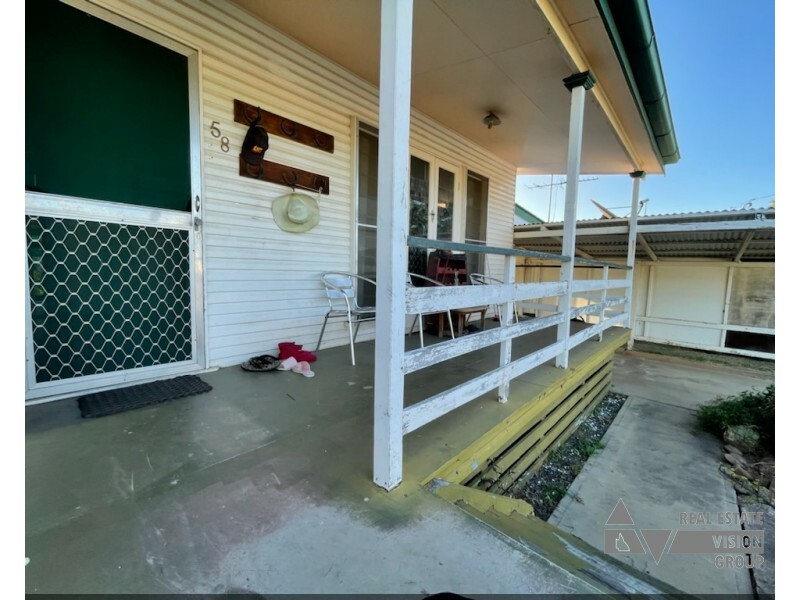58 Littlefield St, Blackwater QLD 4717