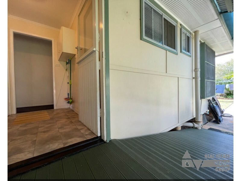 41 Littlefield St, Blackwater QLD 4717