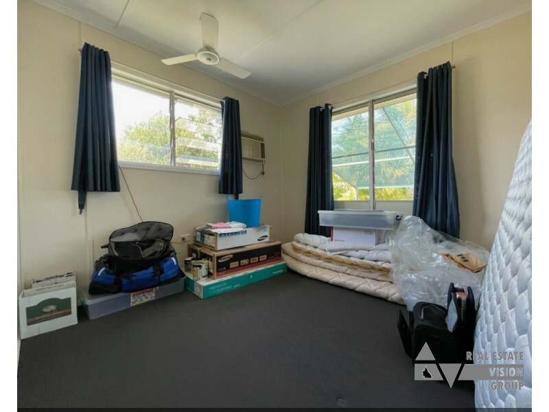 41 Littlefield St, Blackwater QLD 4717