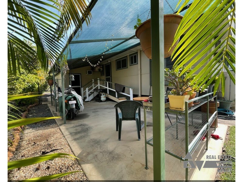 41 Littlefield St, Blackwater QLD 4717