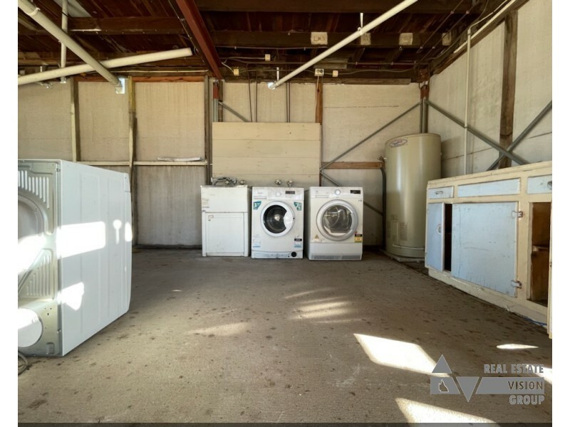 10 Pandanus St, Blackwater QLD 4717