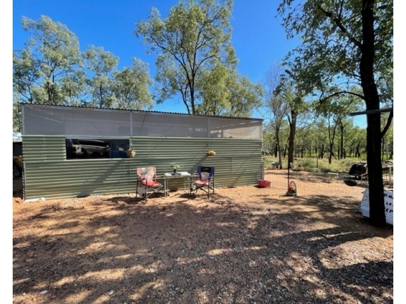 MC72380 Cabbage Patch, Rubyvale QLD 4702