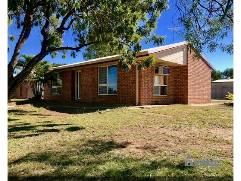 29 Park Ave, Emerald QLD 4720