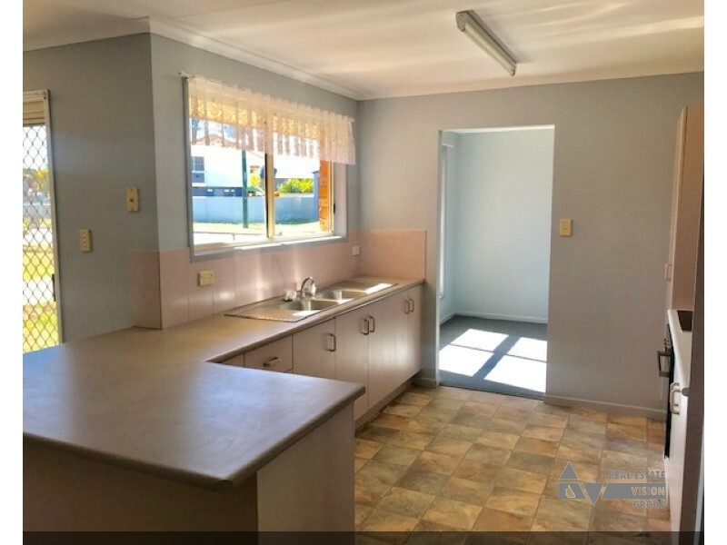 29 Park Ave, Emerald QLD 4720