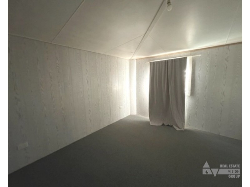 35 Rockhound Rd, Sapphire QLD 4702