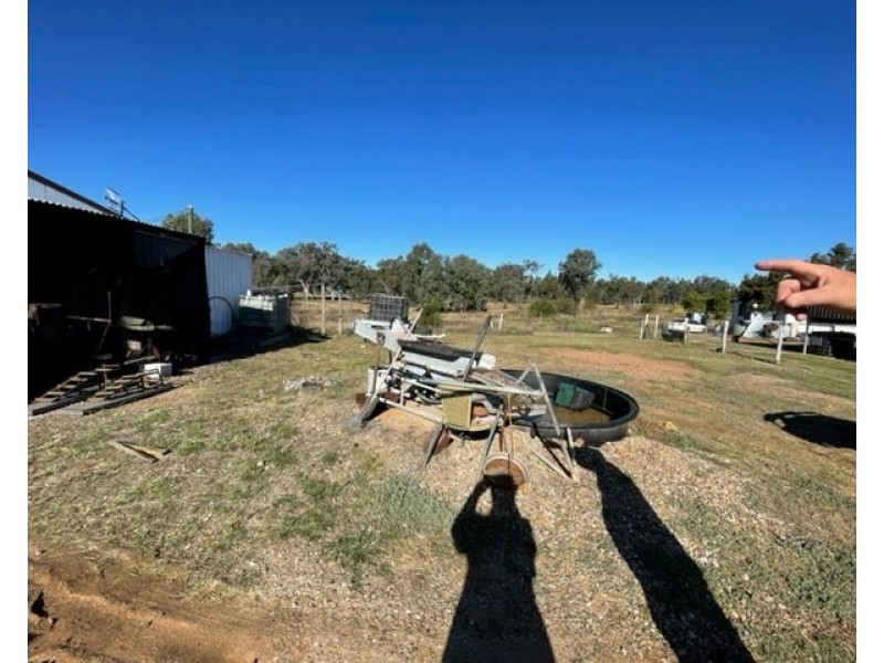 MC70882 Rifle Range Road, Sapphire QLD 4702
