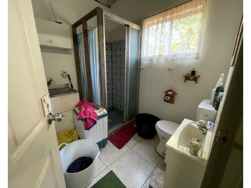 MC70882 Rifle Range Road, Sapphire QLD 4702
