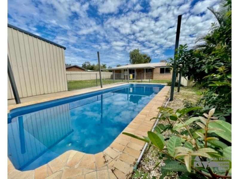 5 Louisa Ct, Emerald QLD 4720