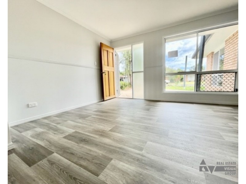 5 Louisa Ct, Emerald QLD 4720