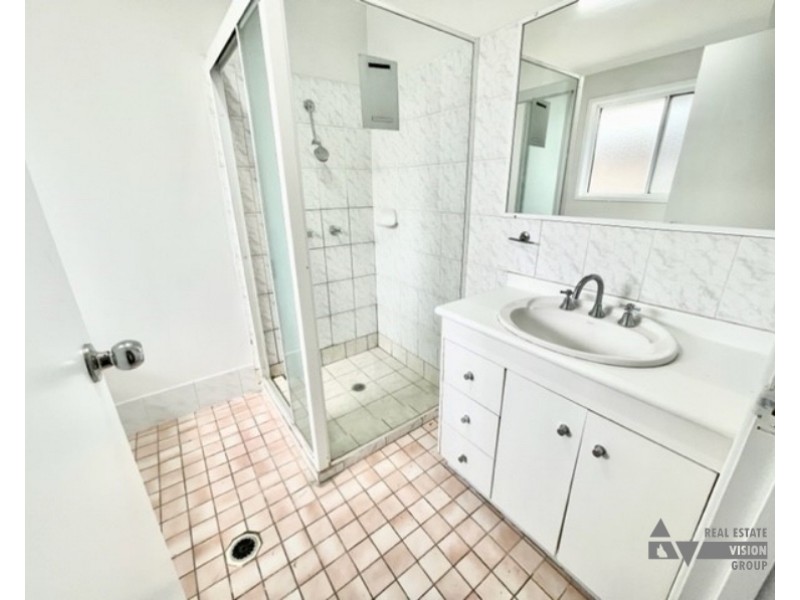 5 Louisa Ct, Emerald QLD 4720