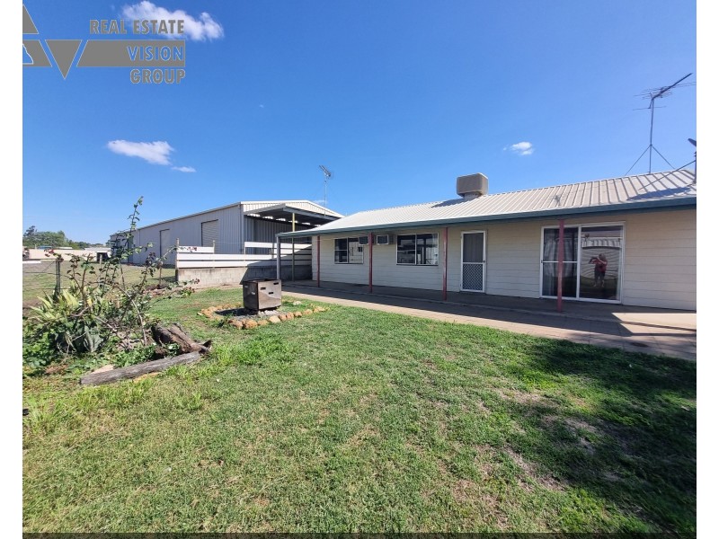 8 Wilga St, Blackwater QLD 4717
