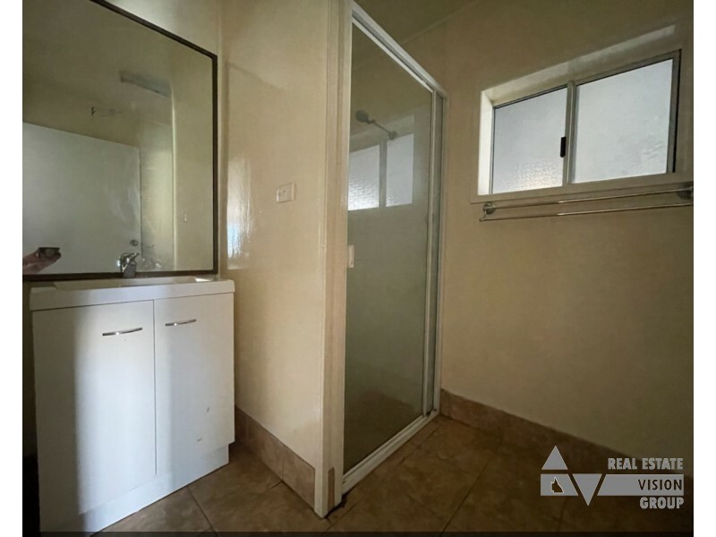 8 Wilga St, Blackwater QLD 4717