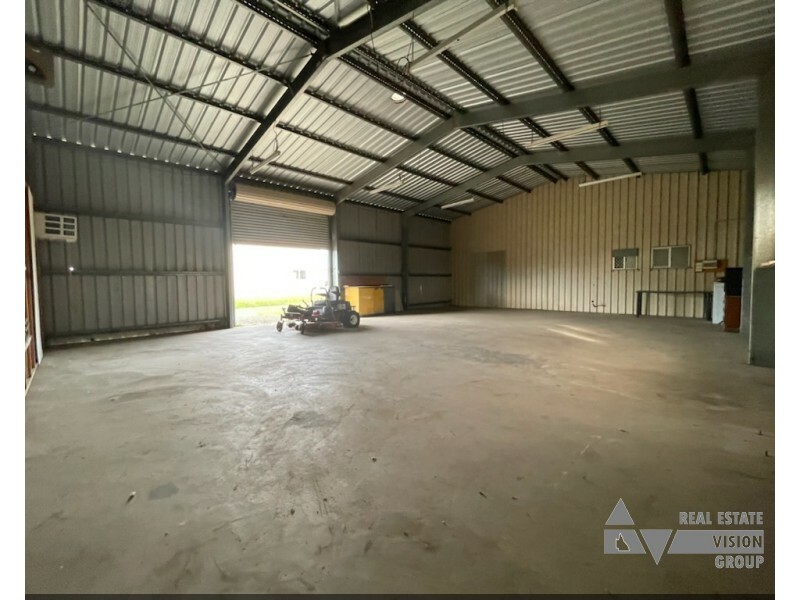 8 Wilga St, Blackwater QLD 4717