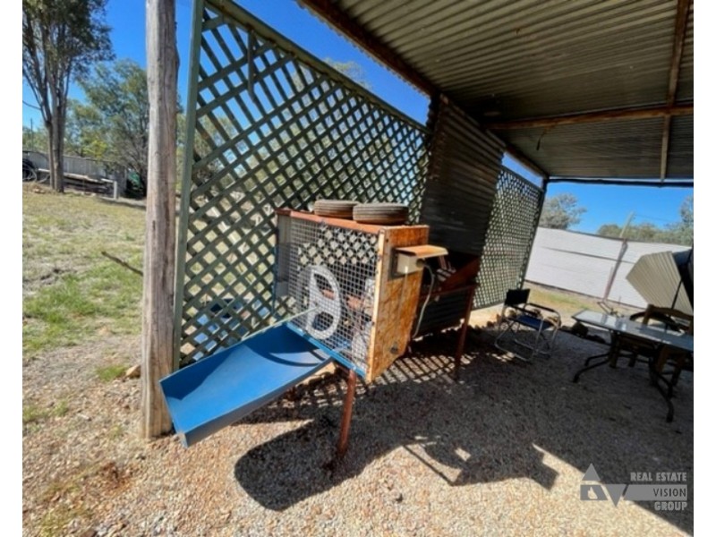 MC71404 Graves Hill, Sapphire QLD 4702