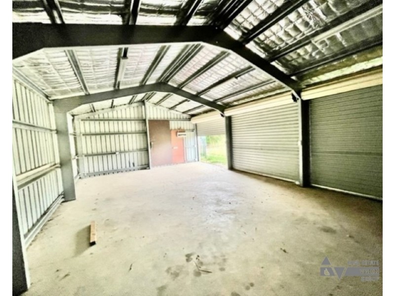 14 Charles St, Springsure QLD 4722