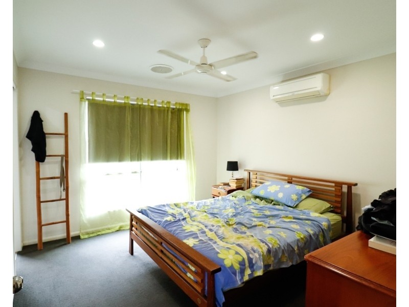 Unit 1/46 South Molle Bvd, Cannonvale QLD 4802