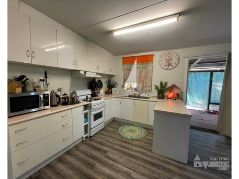 23 Rethammel Rd, Sapphire QLD 4702