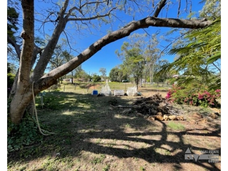 23 Rethammel Rd, Sapphire QLD 4702