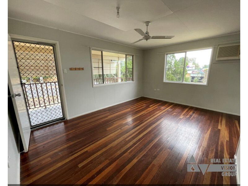 43 Arthur St, Blackwater QLD 4717