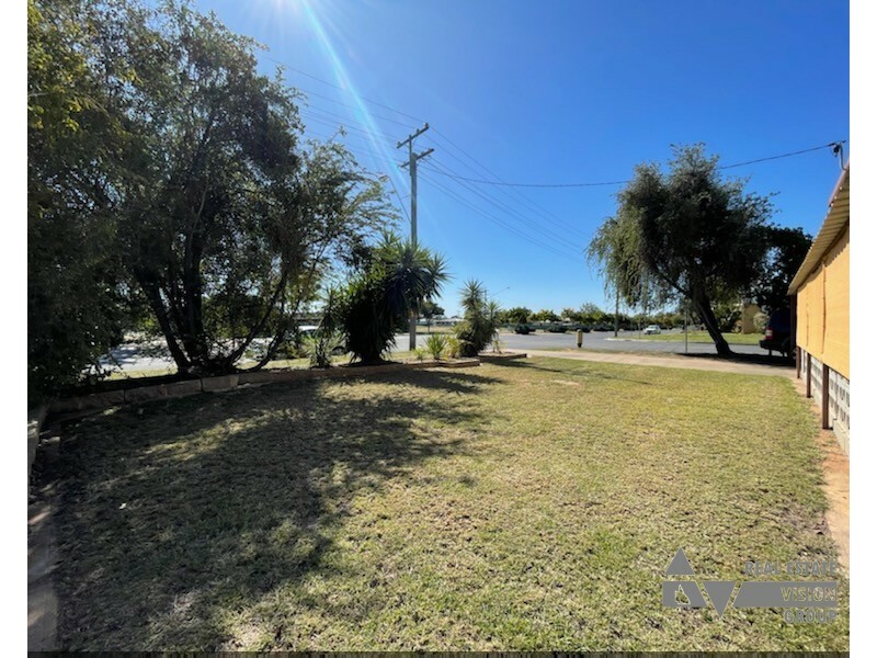 43 Arthur St, Blackwater QLD 4717