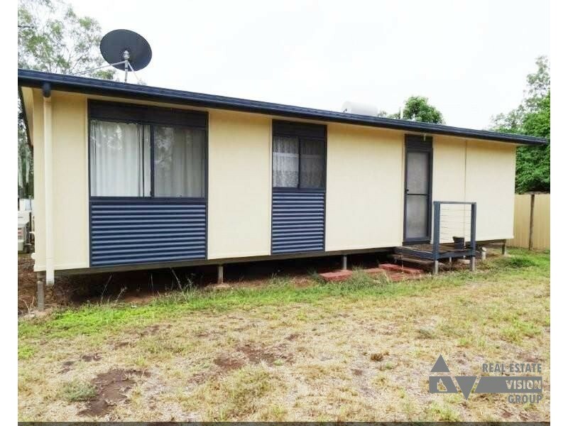 13 Campbell St, Bluff QLD 4702