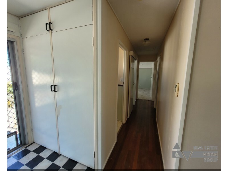 6 Donovan St, Blackwater QLD 4717