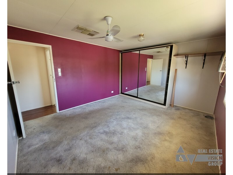 6 Donovan St, Blackwater QLD 4717