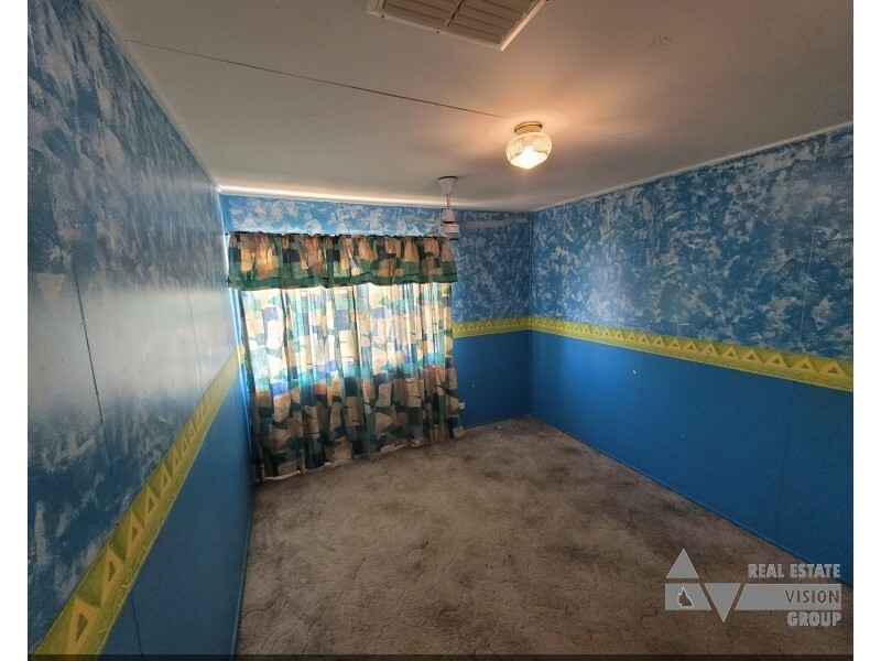 6 Donovan St, Blackwater QLD 4717