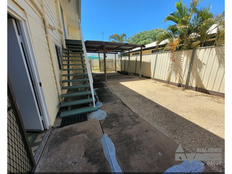 6 Donovan St, Blackwater QLD 4717