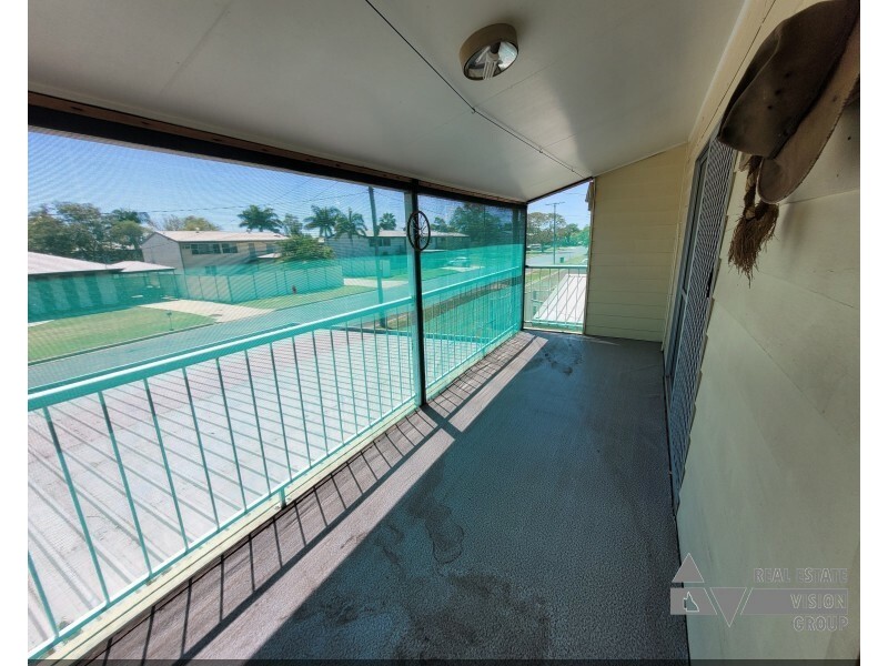 6 Donovan St, Blackwater QLD 4717