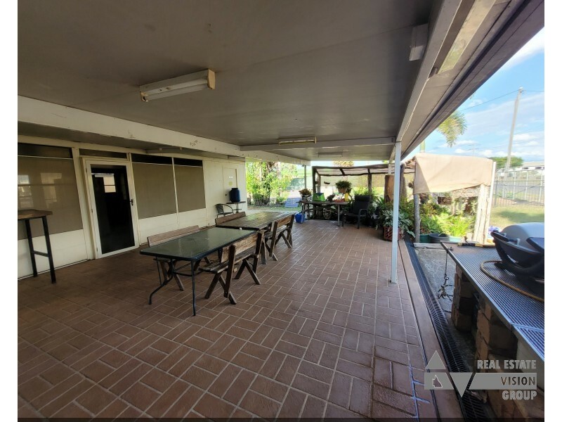 2 Karri St, Blackwater QLD 4717