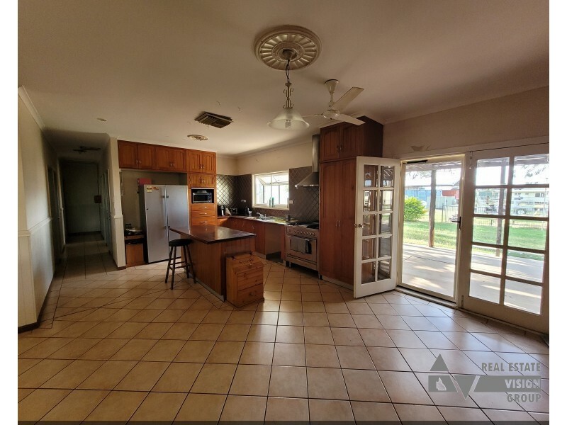 2 Karri St, Blackwater QLD 4717
