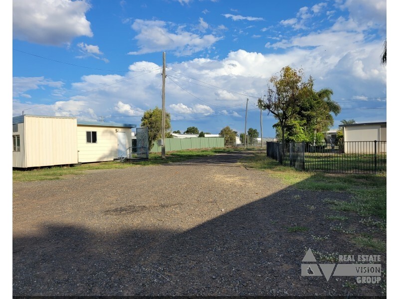 2 Karri St, Blackwater QLD 4717
