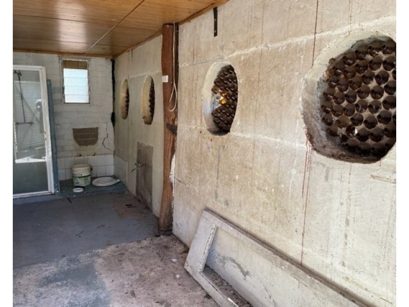 16 Hills End Ave, Rubyvale QLD 4702