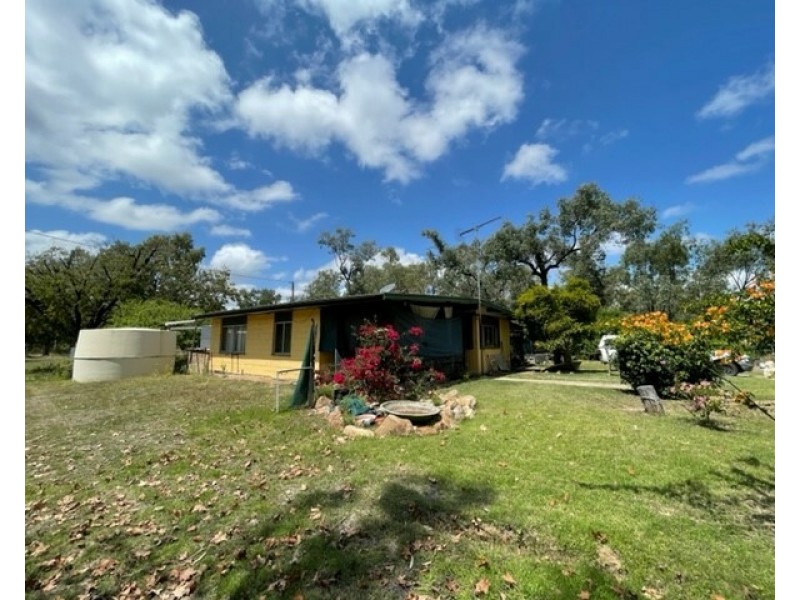 Goanna Flats Rd, Rubyvale QLD 4702