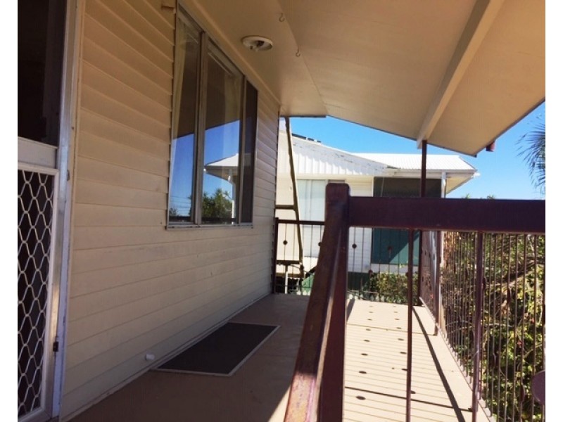 9 Fig Street, Blackwater QLD 4717