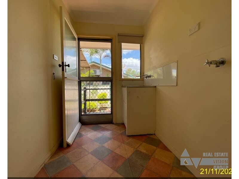 20 Talbot Street, Blackwater QLD 4717