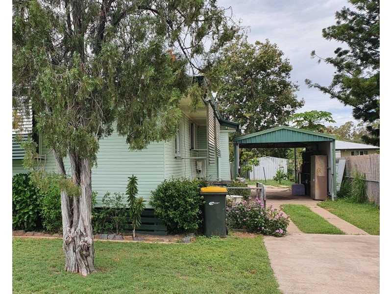 10 Zircon Ave, Emerald QLD 4720