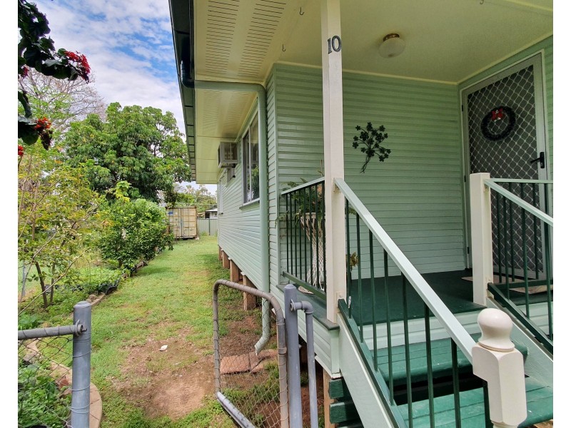 10 Zircon Ave, Emerald QLD 4720