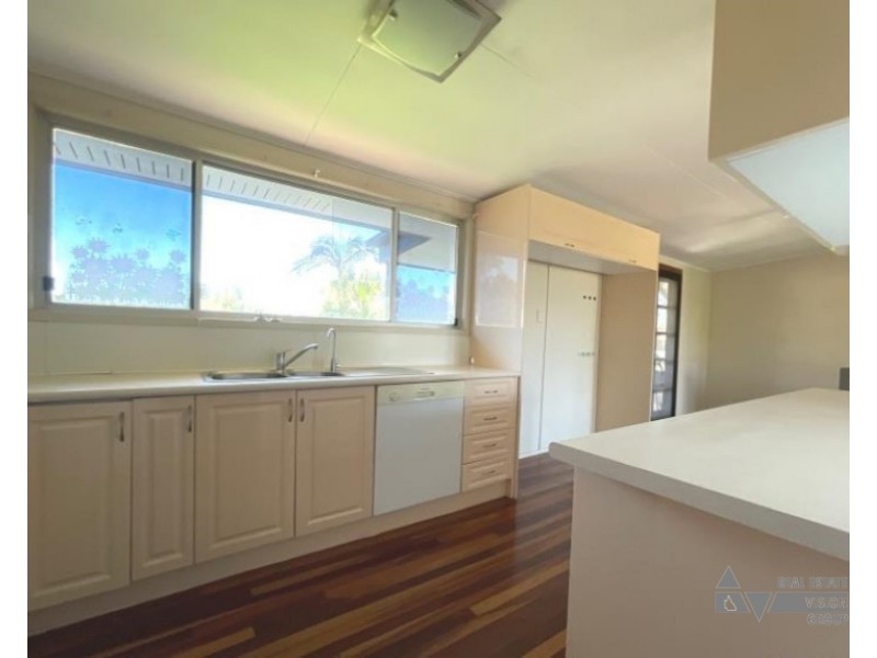 48 Bremner Street, Blackwater QLD 4717