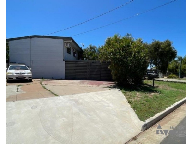 48 Bremner Street, Blackwater QLD 4717