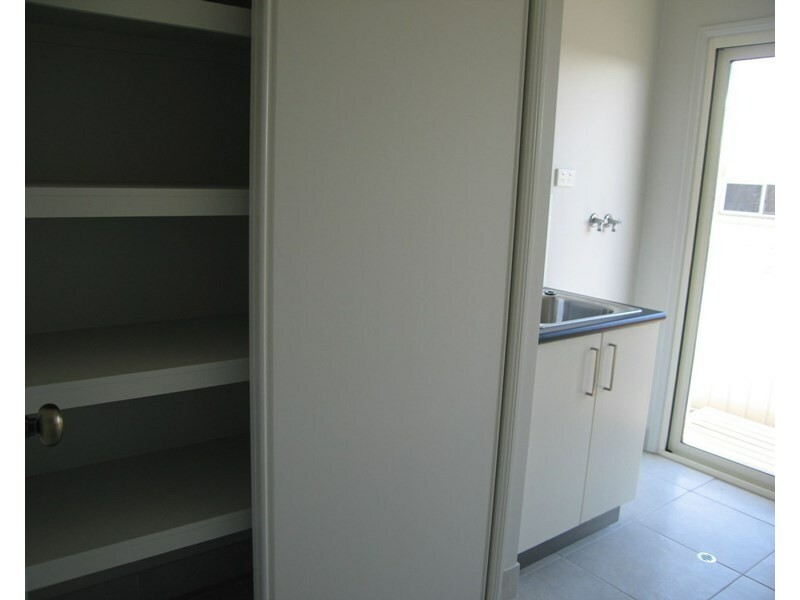 60 Gladstone Street, Emerald QLD 4720