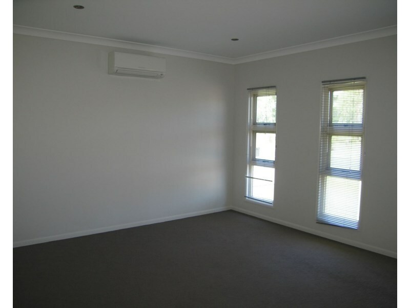 60 Gladstone Street, Emerald QLD 4720