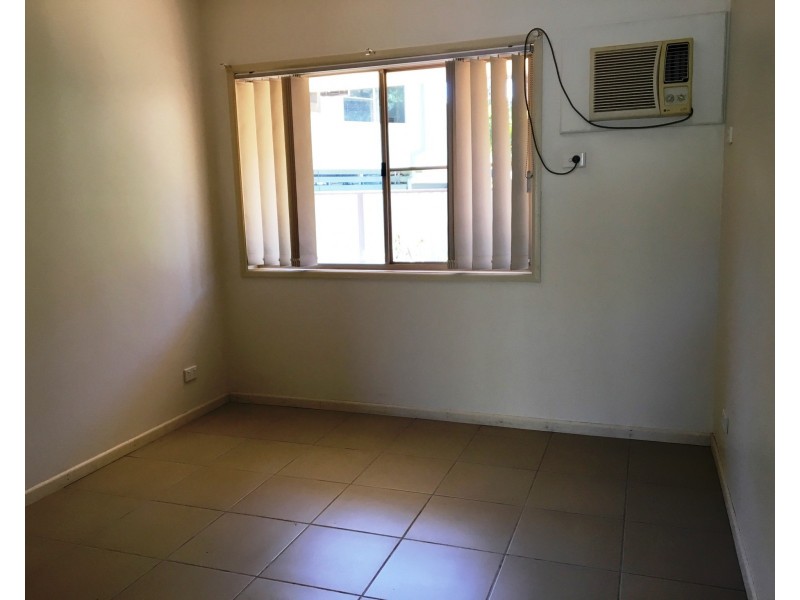Unit 7/4 Andrea Pl, Emerald QLD 4720