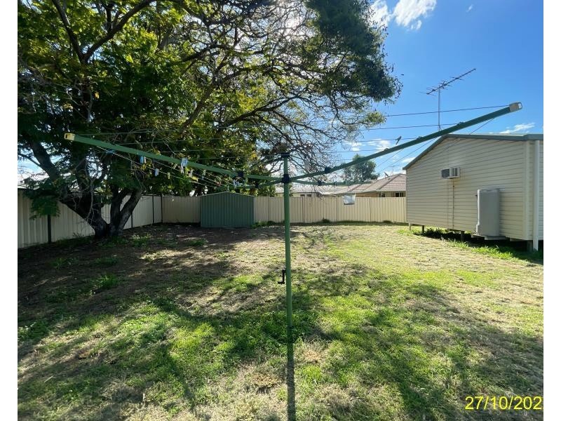 7 Oliffe St, Blackwater QLD 4717