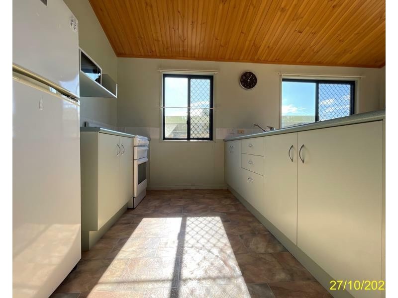 7 Oliffe St, Blackwater QLD 4717